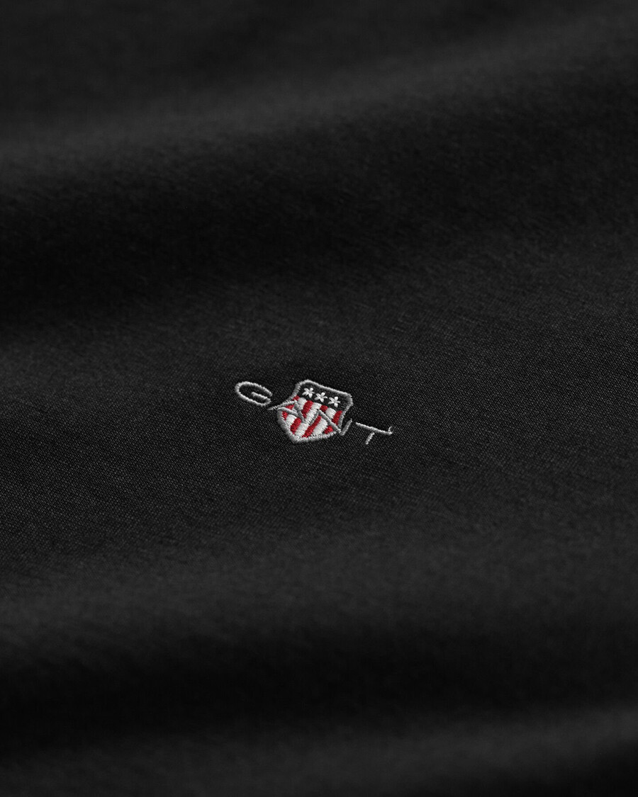 regular fit shield tshirt - black
