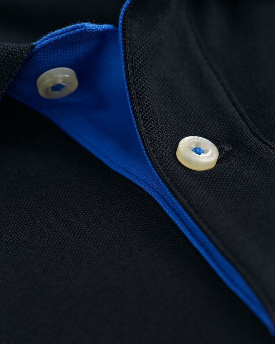contrast piqué polo shirt - black
