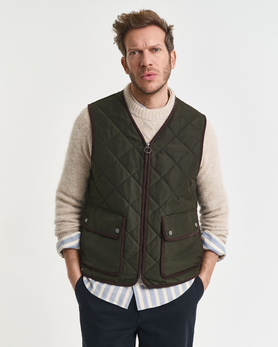 quilted vest - dark moss green