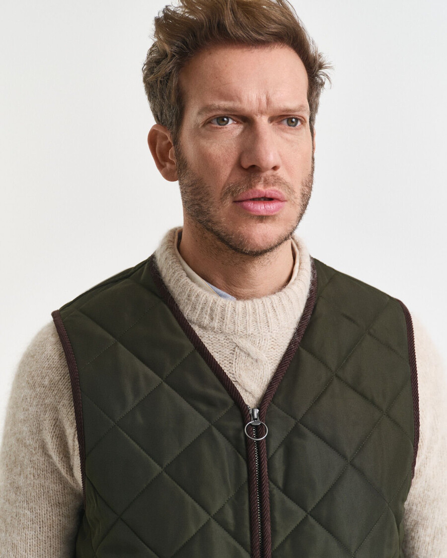 quilted vest - dark moss green