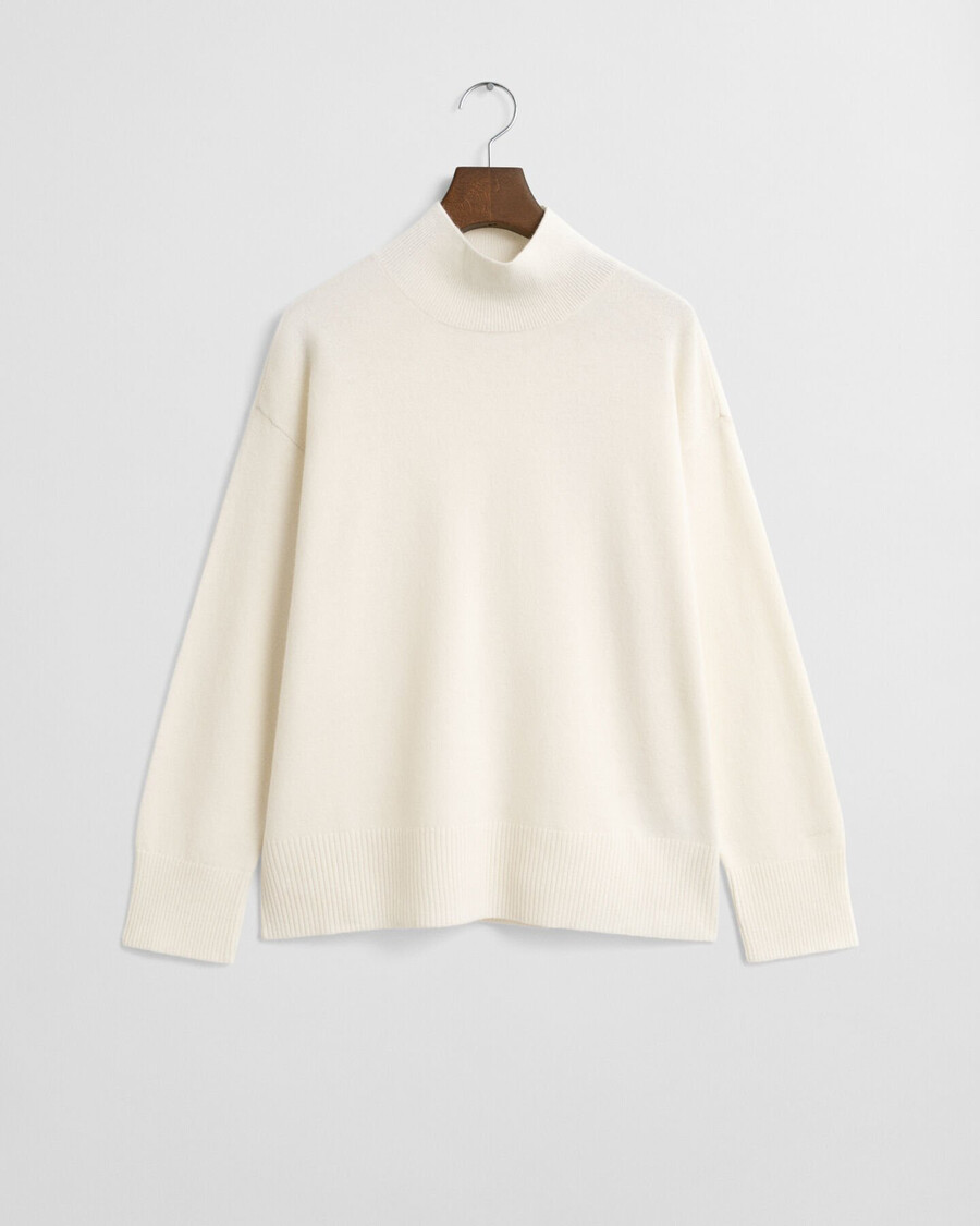 superfine lambswool turtleneck sweater - cream