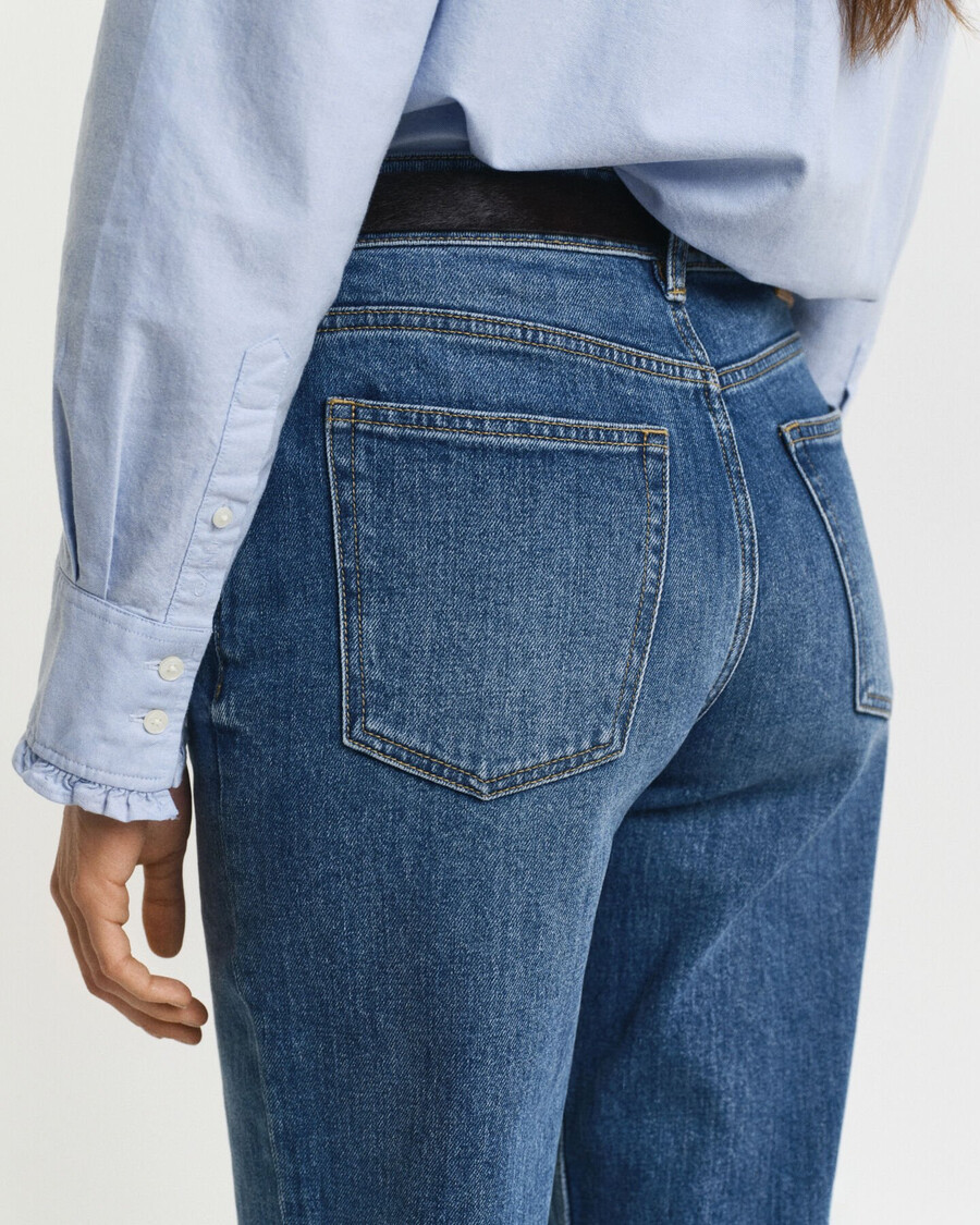 straight leg stretch jeans - mid blue broken in