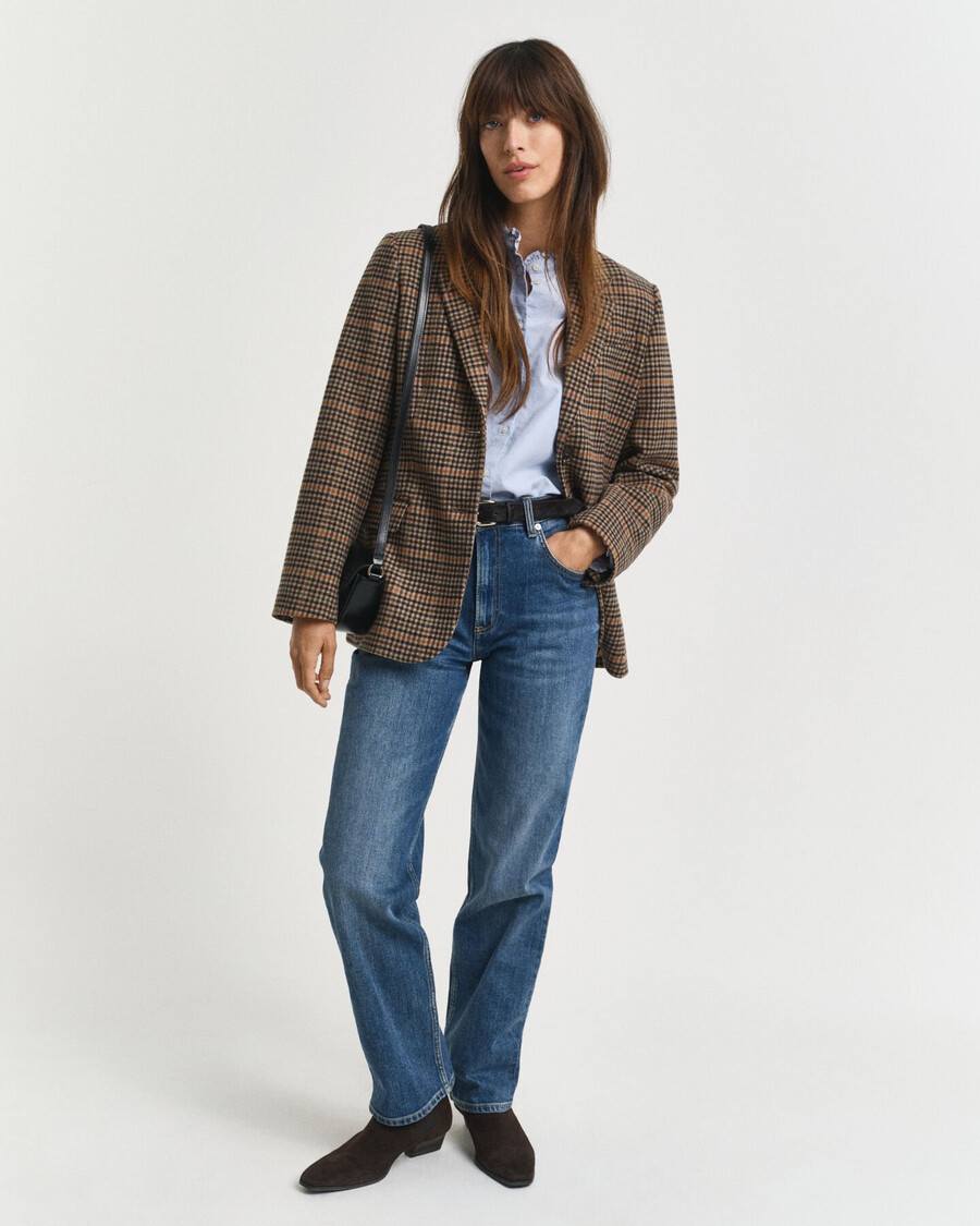 straight leg stretch jeans - mid blue broken in