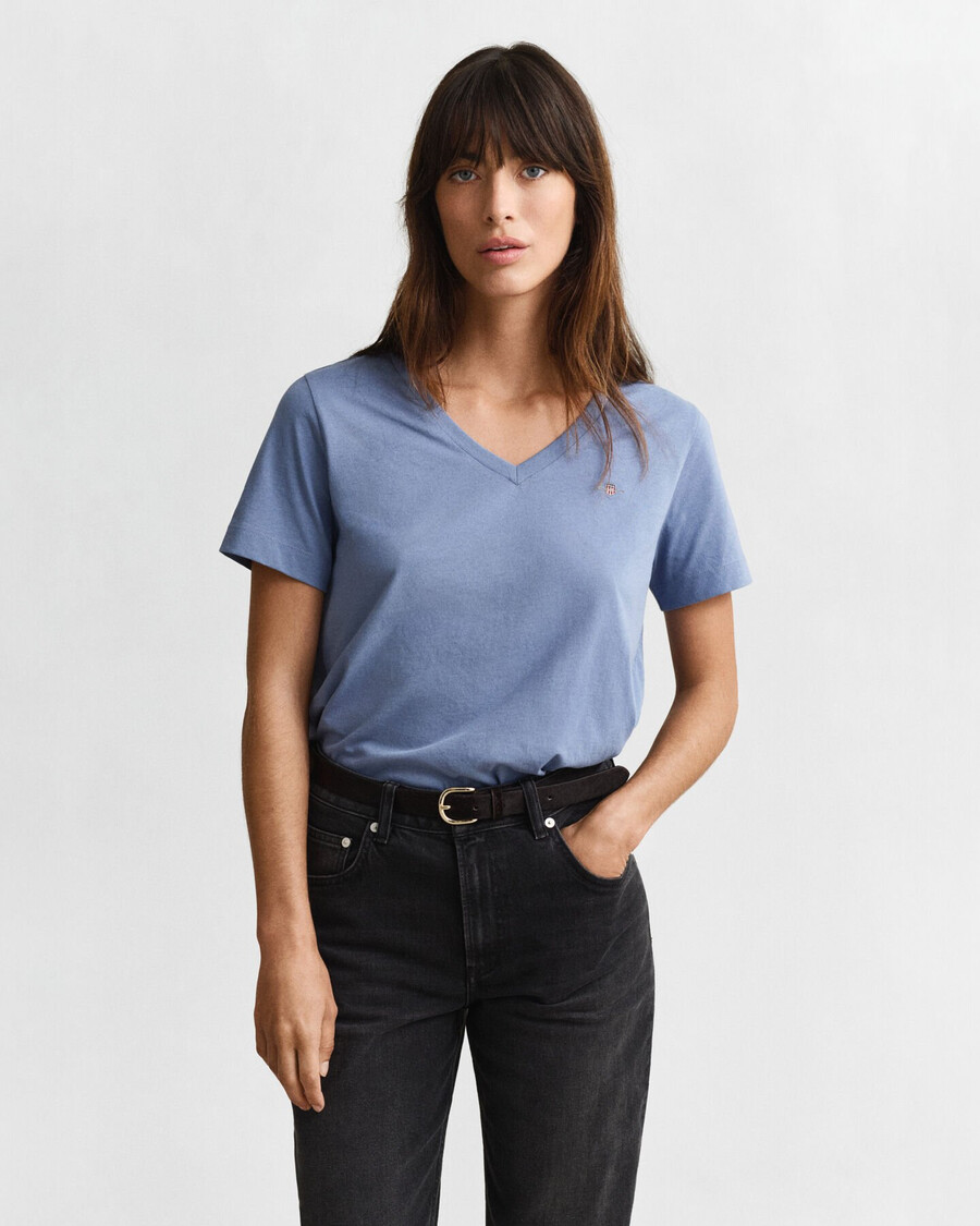 shield vneck tshirt - faded denim