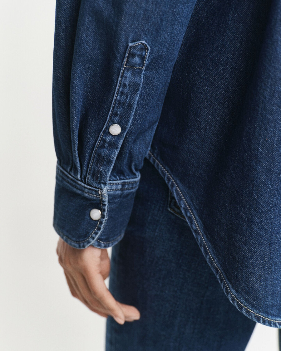 relaxed fit pocket denim shirt - dark blue worn in