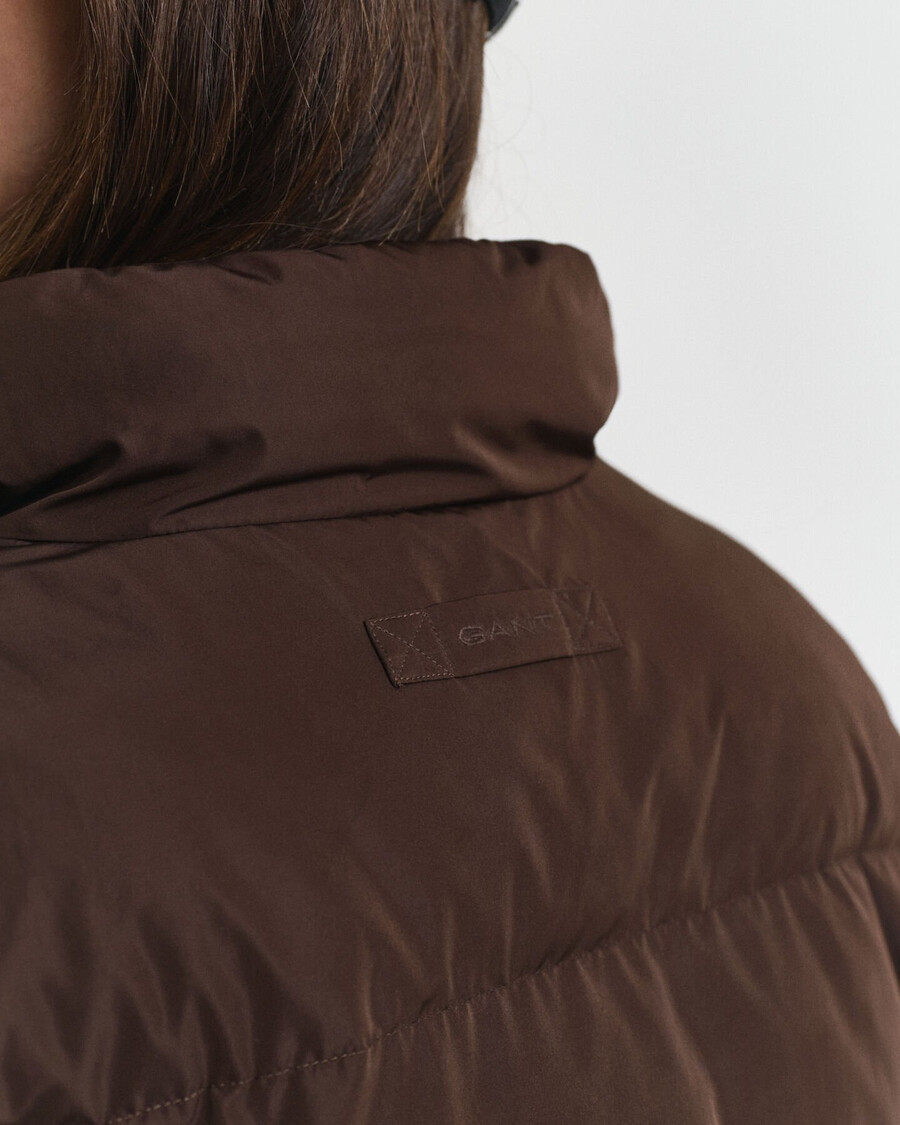 active cloud jacket - deep brown