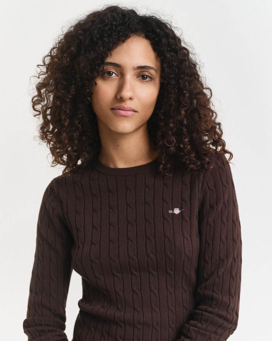 stretch cotton cable knit crew neck sweater - deep brown