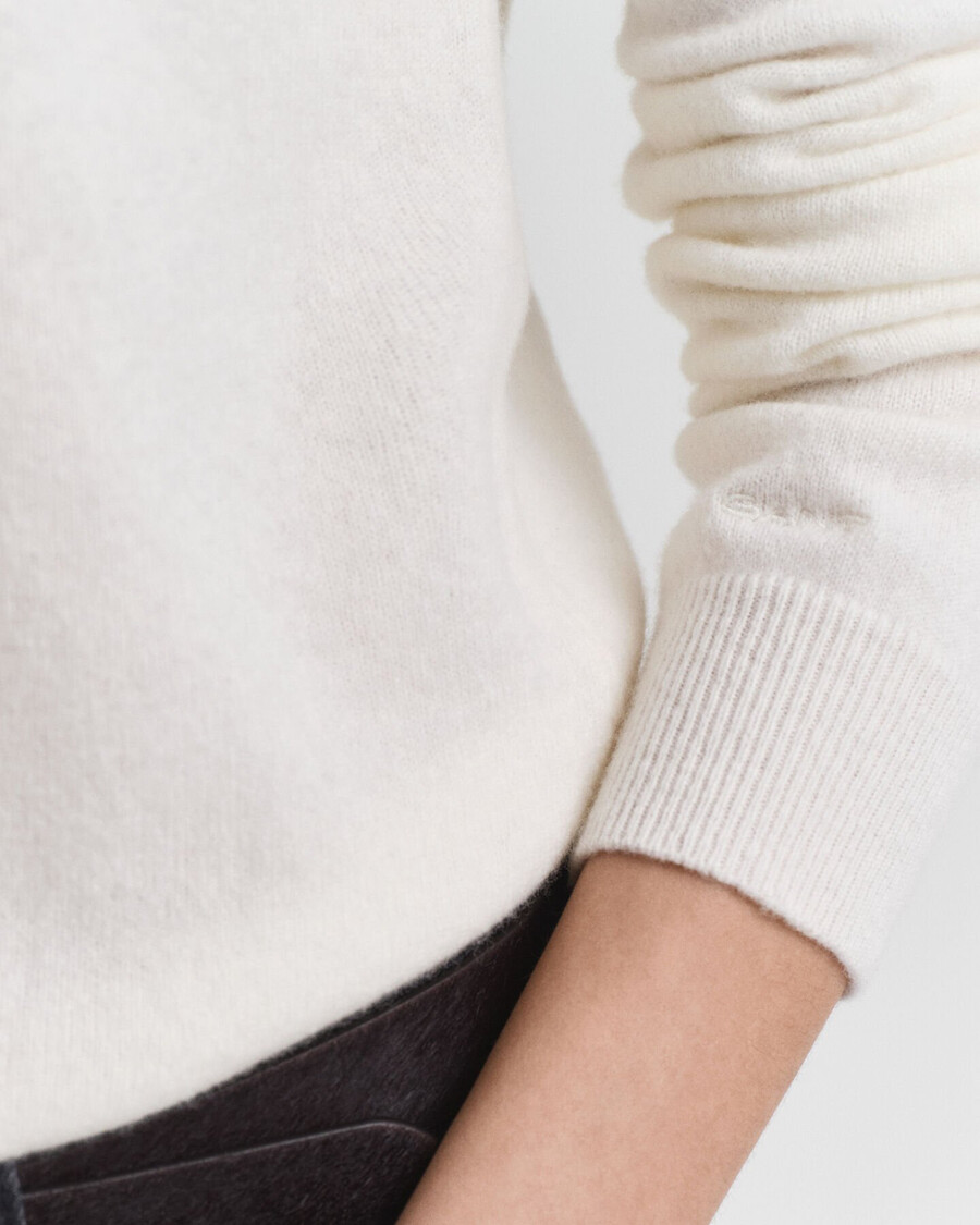 superfine lambswool rugger - cream